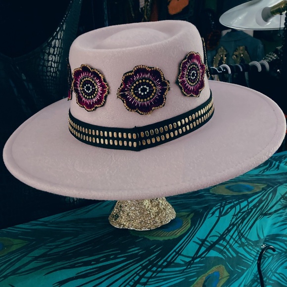 Customed Dusty Pink Hat